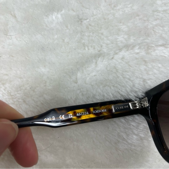 Chimi 04 core sunglasses - Picture 7 of 12